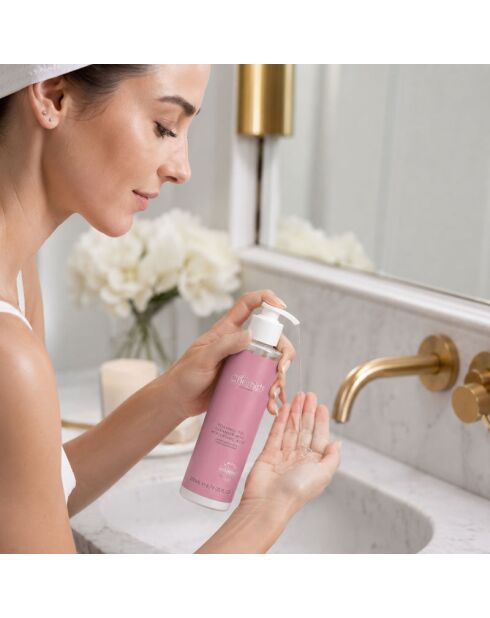 Gel nettoyant moussant avancé à l'acide hyaluronique - 200ml