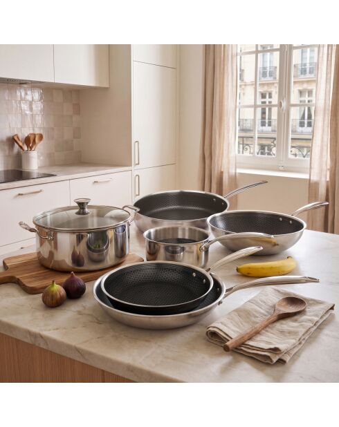 Hera Triplex 7-teiliges antihaftbeschichtetes Set in Schwarz/Silber