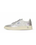 Medalist Low-Top-Sneaker für Damen aus weißem und silberfarbenem laminiertem Stoff