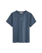 Mathilde jeansblauw katoenen t-shirt met korte mouwen