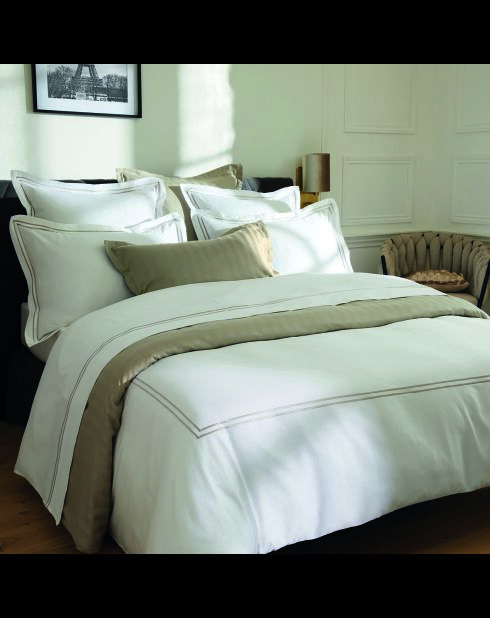 Parure housse de couette + taie carrée satin de coton Biarritz taupe/blanc