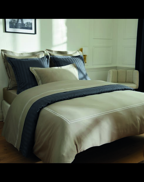 Parure housse de couette + taie carrée satin de coton Biarritz blanc/taupe