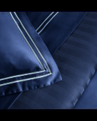 Taie de traversin satin de coton Biarritz blanc/bleu foncé - 43x210 cm