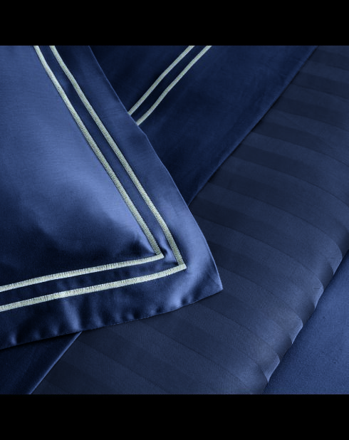 Taie de traversin satin de coton Biarritz blanc/bleu foncé - 43x210 cm