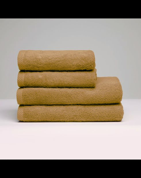 Asciugamano in cotone pettinato LT Oasis + telo da bagno giallo senape - 2x (50x100 cm) + 2x (70x140 cm)