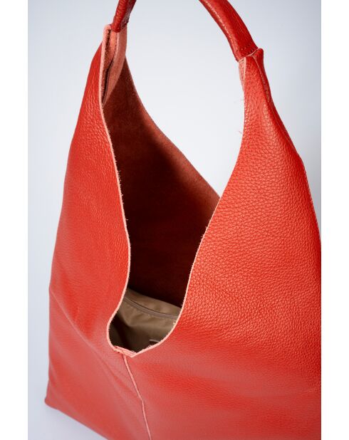 Quinn rote Schultertasche aus Leder - 40 x 5 x 32 cm
