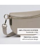 Borsa a banana Madeleine in pelle color carne - 23x6x13 cm