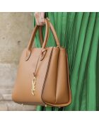 Montaigne Handtasche aus cognacfarbenem Leder - 31x15x26 cm