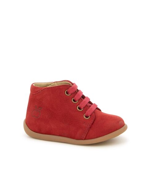Rode enkellaarzen met staande schoenen