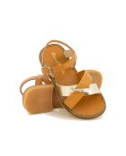 T&C 10 Lili Kamelsandalen