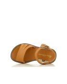 T&C 10 Bando kamelfarbene Sandalen