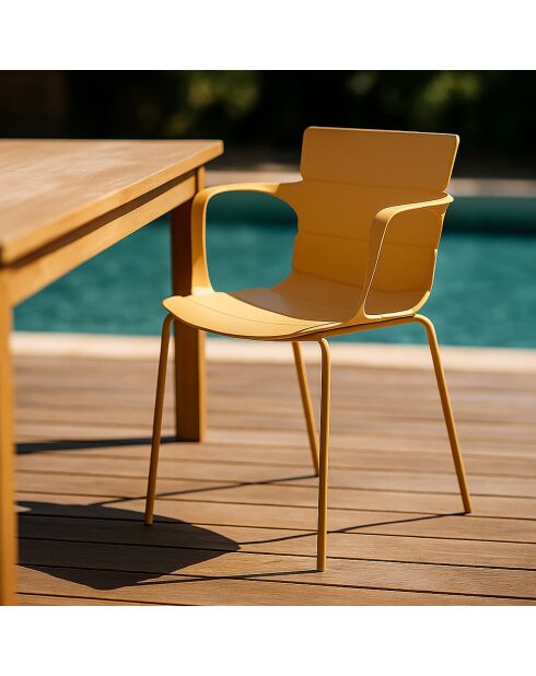 Juego de 4 sillones de mesa para exteriores de polipropileno y metal ocre montauk amarillo, 54,5 x 56,5 x 80 cm
