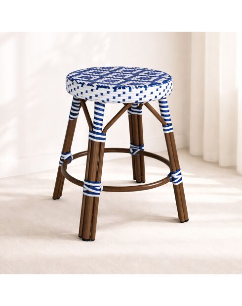 Niedrige Hocker aus Textilenblau mit Aluminium-Effekt in Rattan-Optik, Scalablau/Natur — 38 x 49 cm