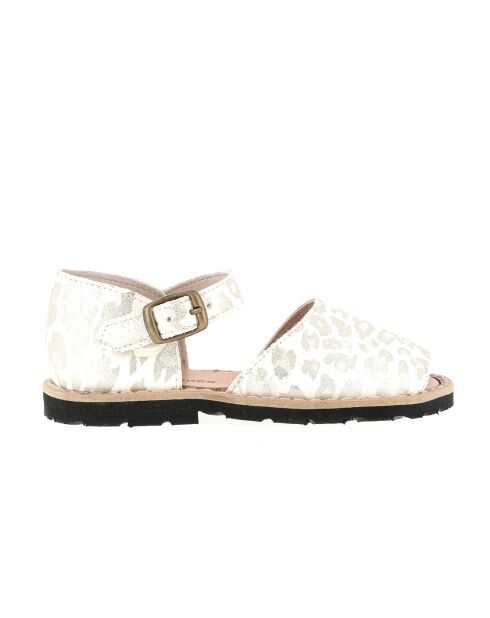 Frailera Boucle Kenya Té goldfarbene Ledersandalen