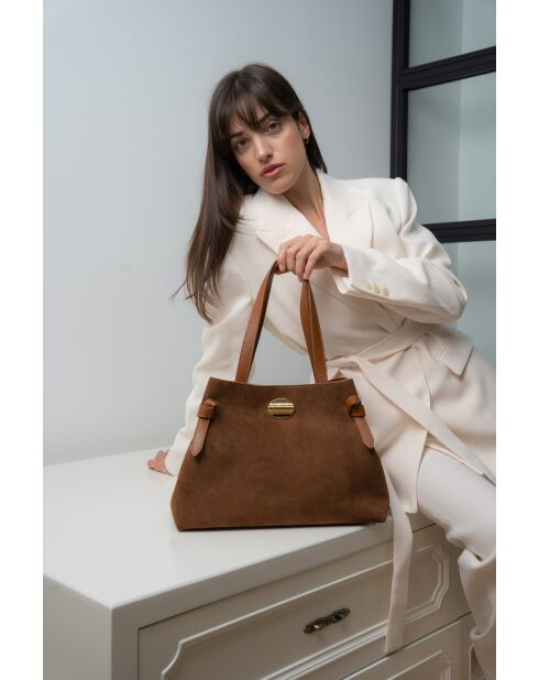 Schultertasche Vera Suede aus kamelfarbenem Leder - 28x25x15cm
