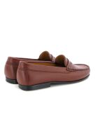 Bruine loafers van Cuoio generfd Yoki leer