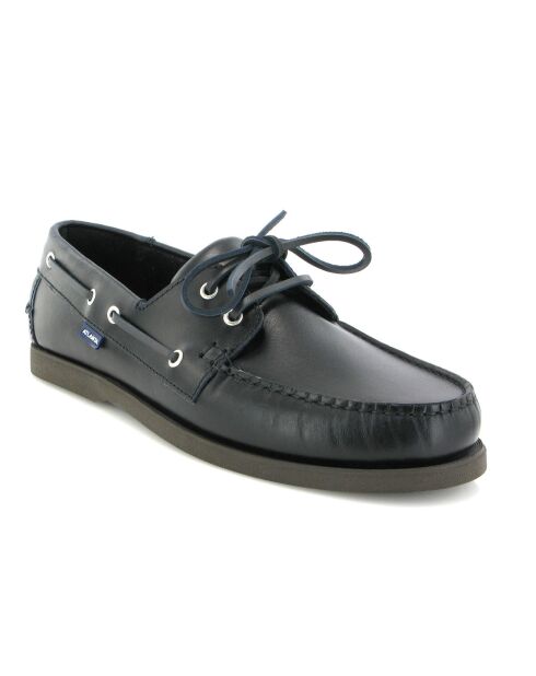 Marineblaue Bootsschuhe aus Leder mit Schnürung