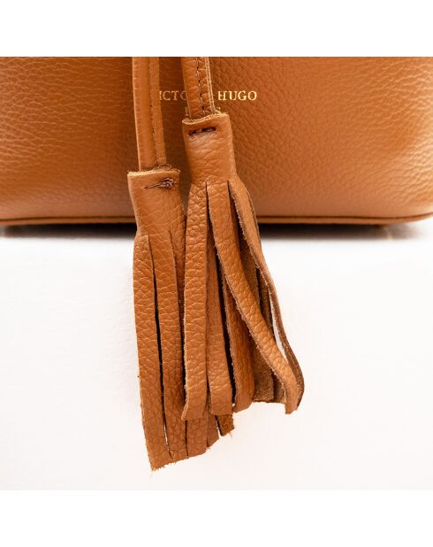 Livy Rafia Schultertasche aus kamelfarbenem Leder - 21,5x27x15cm