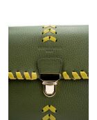 Schultertasche Rima aus Leder in Olivgrün/Matcha - 26x17x7,5 cm