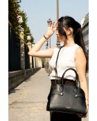 Luzd Schultertasche aus schwarzem Leder - 31X24X16cm