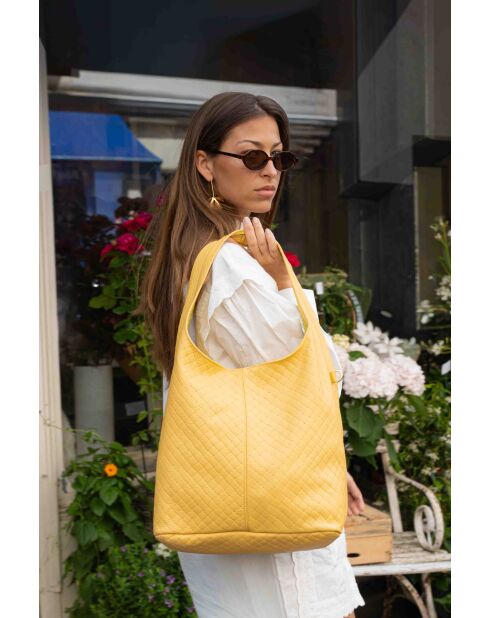 Gelbe Vicky Schultertasche aus Leder - 40x32x15cm