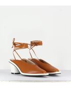 Mules à brides chevilles en cuir Clean pumps cognac - Talon 6 cm