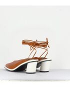 Mules à brides chevilles en cuir Clean pumps cognac - Talon 6 cm