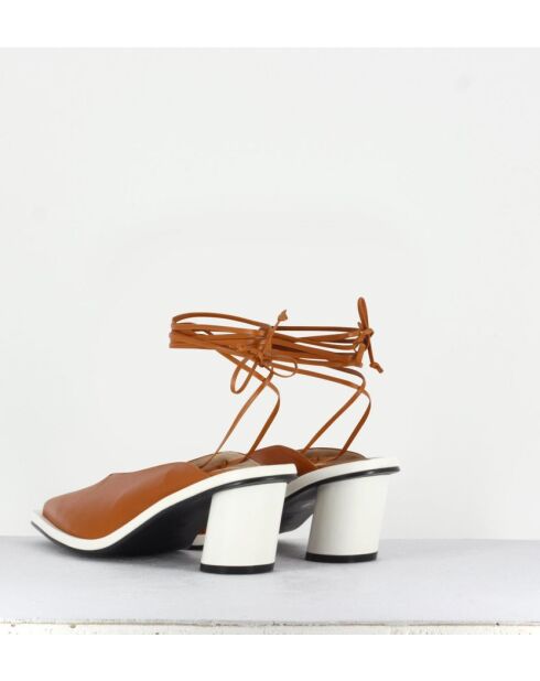 Mules à brides chevilles en cuir Clean pumps cognac - Talon 6 cm