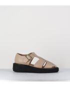 Chaussures creepers design méduse en cuir grainé beiges