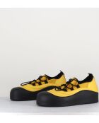 Chaussures en nylon et textile tech 1B4908D jaunes