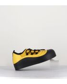 Chaussures en nylon et textile tech 1B4908D jaunes