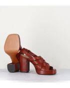 Sandalias Mattone Frassino de piel color ladrillo con tacón de 9 cm