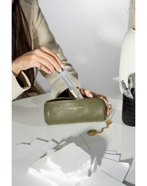 Pochette en cuir Lanae vert olive - 20x10x3 cm