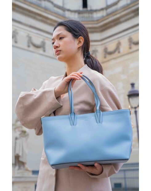 Himmelblaue Tragetasche aus Serinity-Leder - 40 x 22 x 11,5 cm