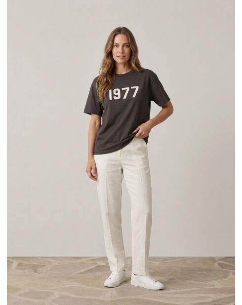 Camiseta Iron Essentials 1977