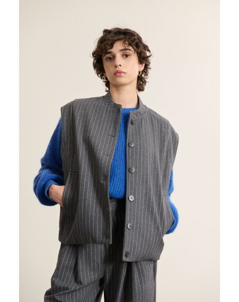 Graue brasilianische Wolljacke