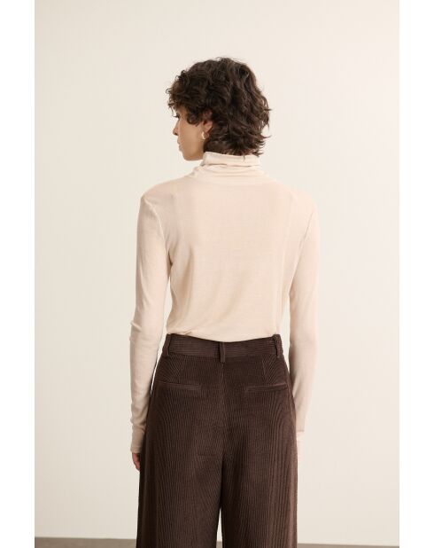Camiseta Berne beige de manga larga con cuello alto