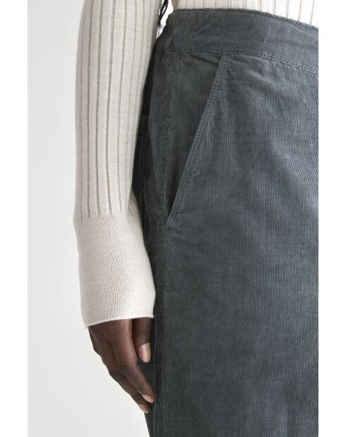 Pasop ijzeren broek