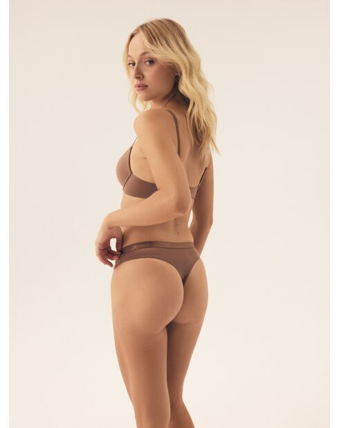 String Lacteem beige