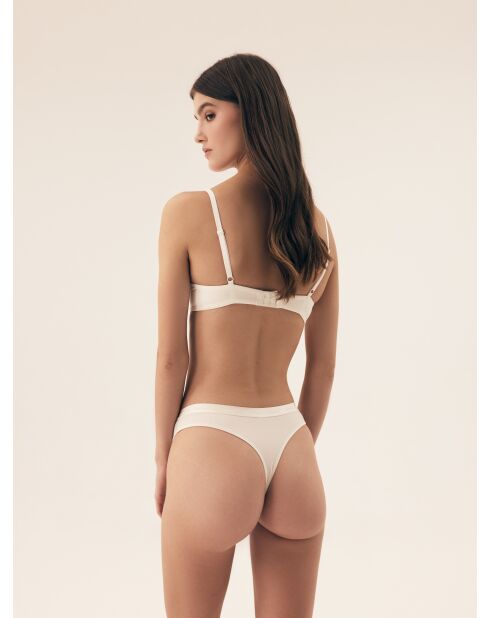 String Lacteem crème