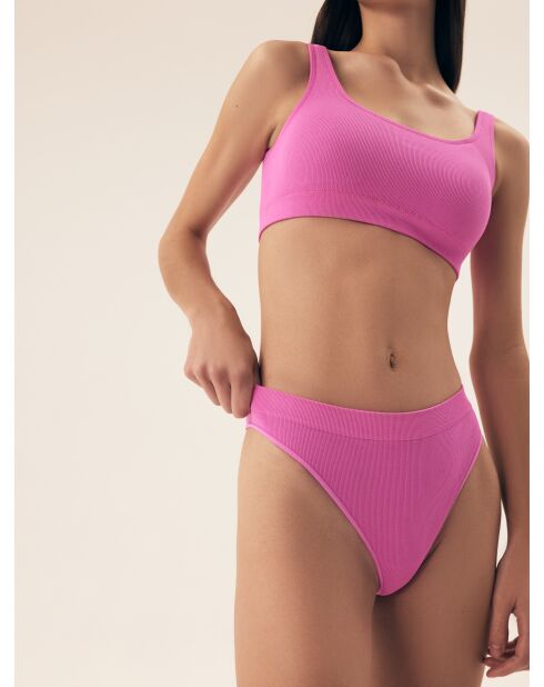 String Larleen rose vif