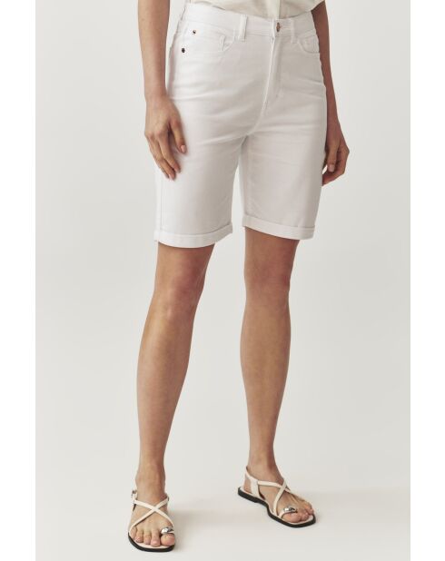 Weiße Shorts aus Baumwollstoff von Romikisa