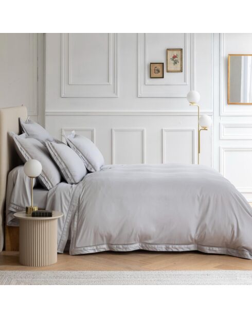Housse de couette en satin brodé Dolly perle