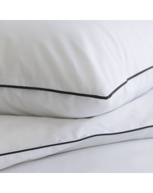 Housse de couette blanche à passepoil noir - 240x260cm