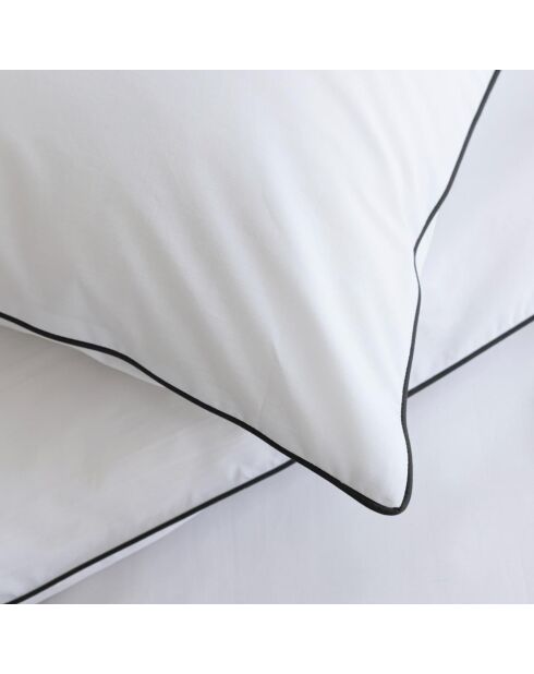 Housse de couette blanche à passepoil noir - 240x260cm