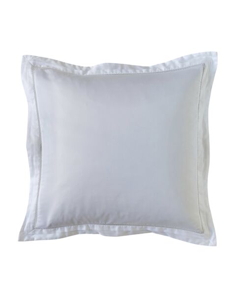 Taie d'oreiller en satin brodé Dolly blanche