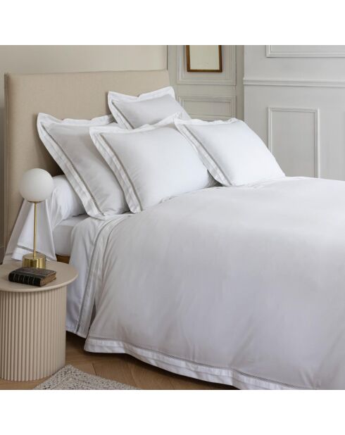 Drap housse en satin brodé Dolly blanc