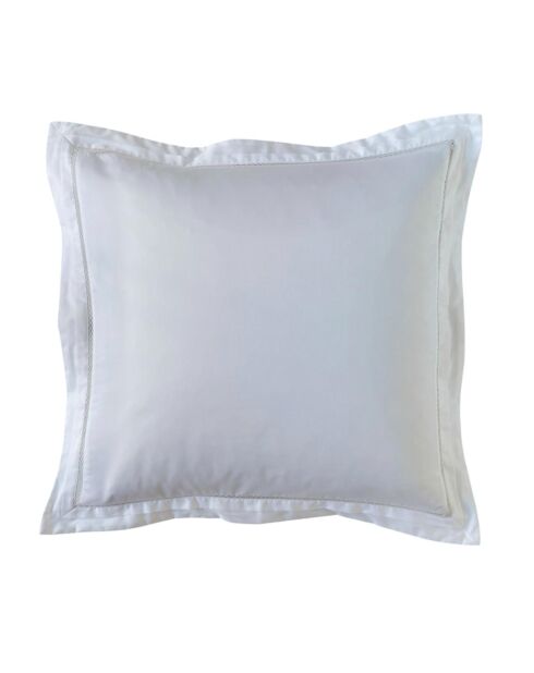 Taie d'oreiller en satin brodé Dolly perle