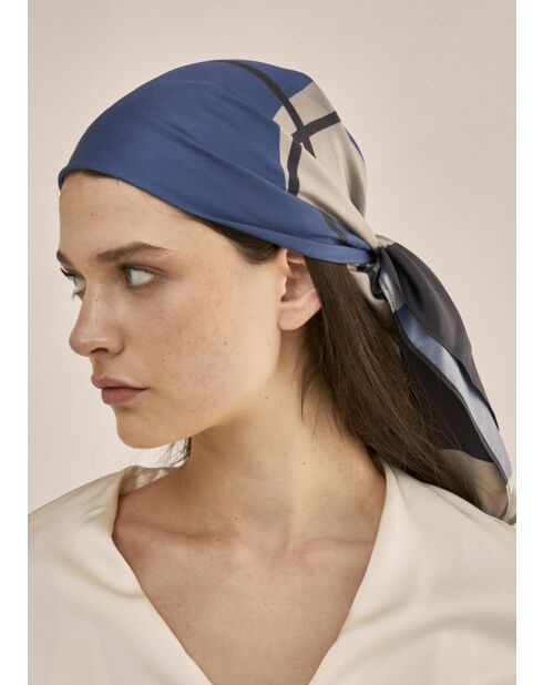 Modderblauwe fantasiesjaal
