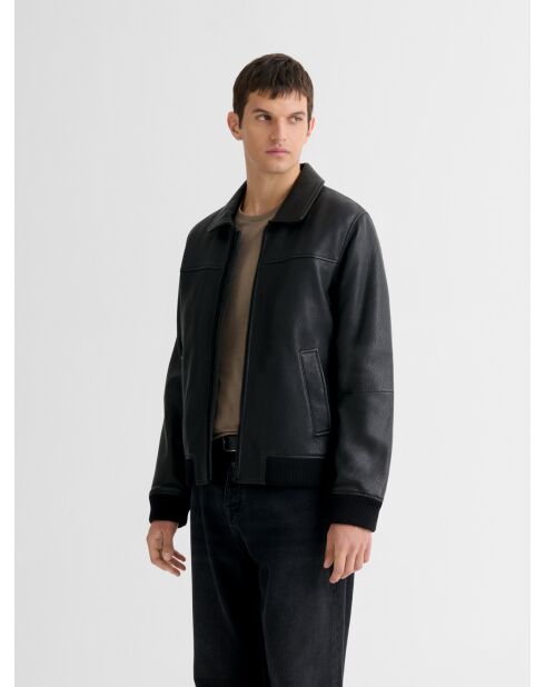 Schwarze Lederjacke mit Sherpa-Kragen